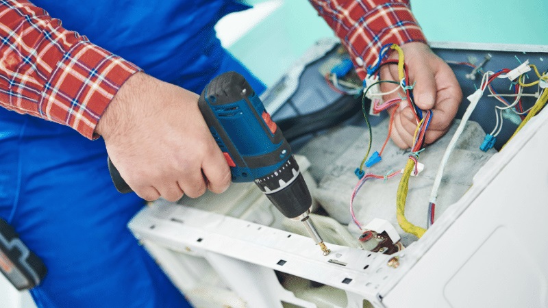 Yunusemre Simfer Simfer çamaşır makinesi kart tamiri – Su almama arızası orijinal parça ile giderildi. - Teknik servis örneği